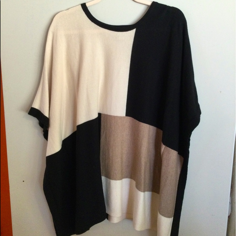 August Silk color block tunic sweater